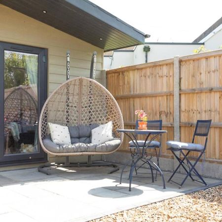 Pear Tree Cabin Whitstable Ngoại thất bức ảnh