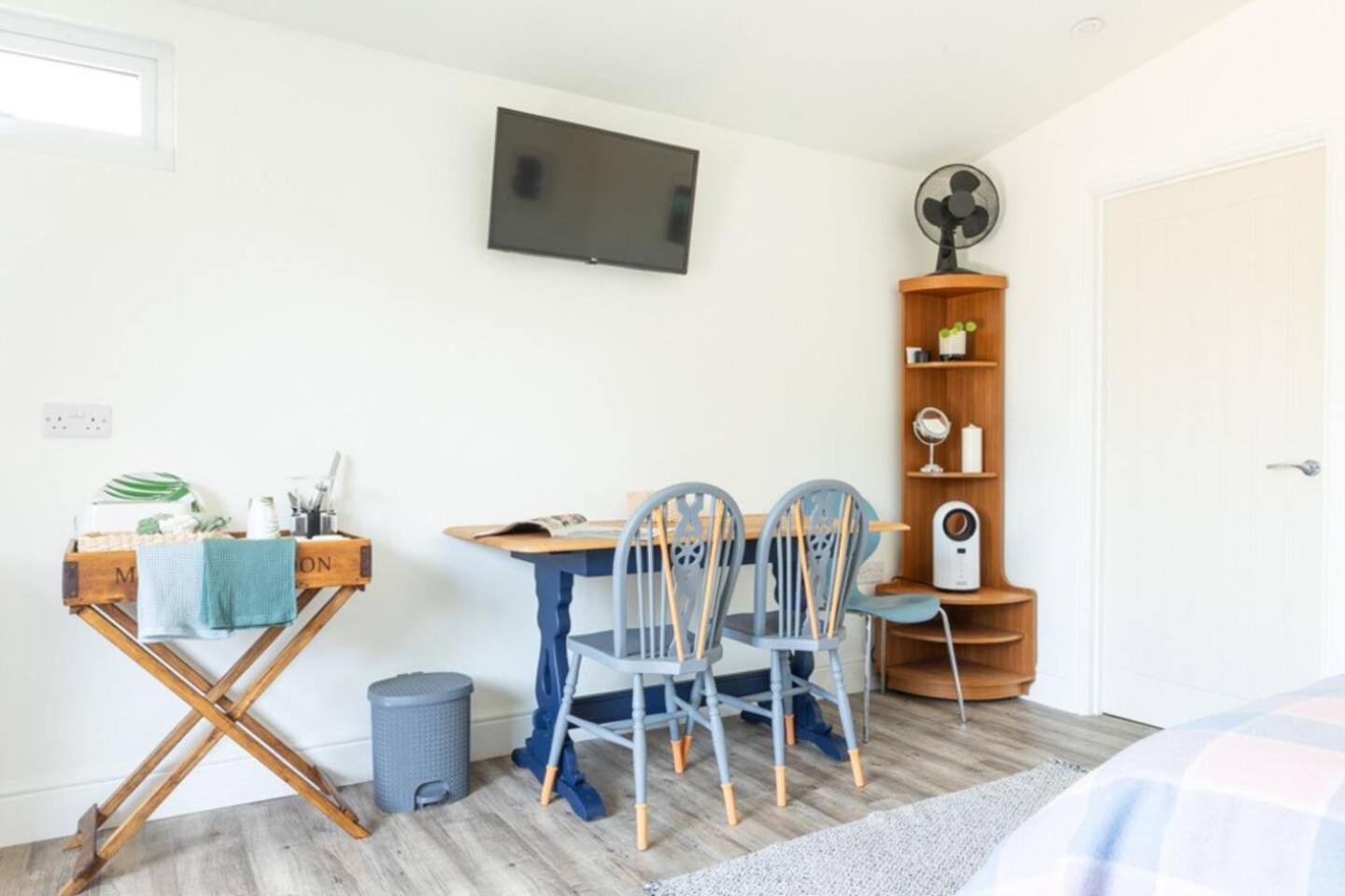 Pear Tree Cabin Whitstable Ngoại thất bức ảnh
